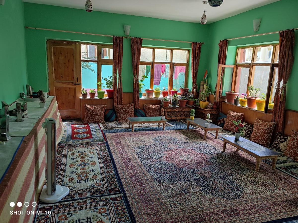 The Mir Villa Ladakh Leh Esterno foto